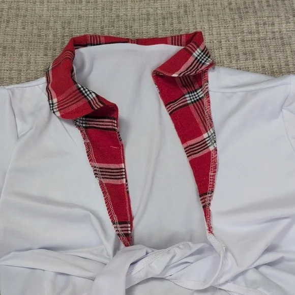 Schoolgirl Crop Top and Plaid Skirt Set - Picture 3 of 9